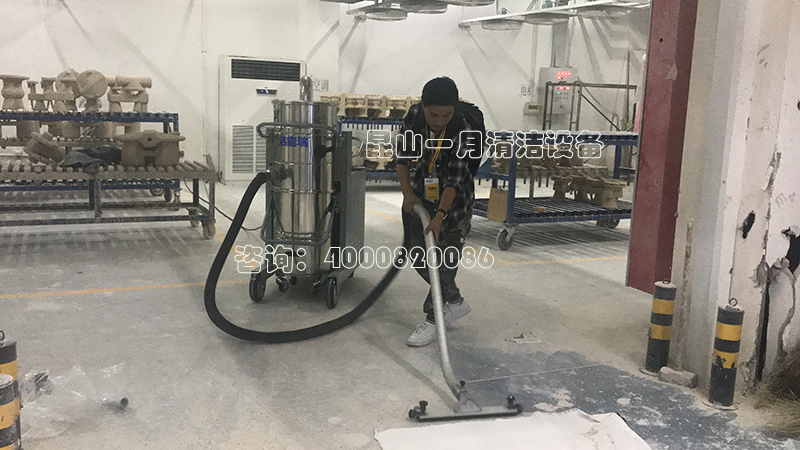 打磨粉尘吸尘器.jpg